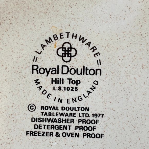 Royal Doulton Kitchen Vintage Royal Doulton Lambethware Hill Top Pattern Lidded Sugar Bowl